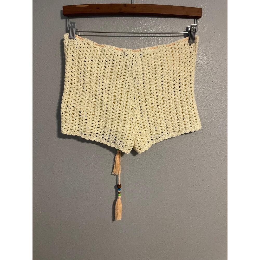 Forever 21 Shorts Juniors Medium Cream Crochet Shell Starfish Festival Boho - Picture 3 of 9